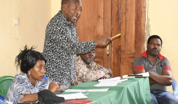 SHIRIKA LA RELI TANZANIA LIMEENDELEA KUFANYA UELIMISHAJI KWA JAMII KUHUSU UHAMISHAJI MAKABURI